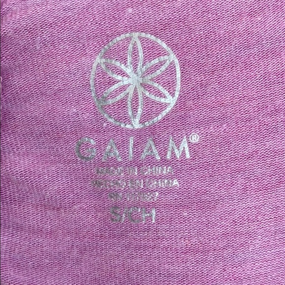 GAIAM Breathe Yoga Tank Top - Soft Pink - Picture 2 of 5
